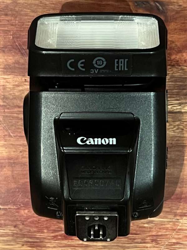 Canon Speedlite 270EX II Flash - Excellent condition in BOX