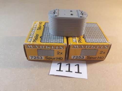 Marklin 7253 30 mm bridge piers - "HO" (4 Piers)