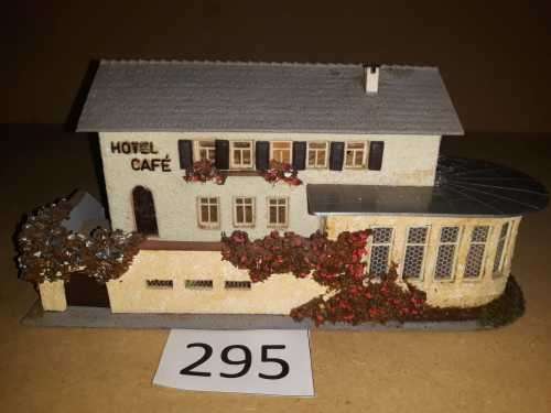 Faller 219 - Highly detailed factory built - all wood - Hotel and Cafe from 1950 "HO"