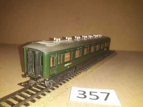 Marklin 351 - German Railways Express Passenger Coach- All Metal 'HO"