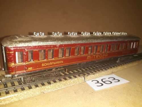 Marklin 353 - German Railways Sleeping Car - All metal - "HO"