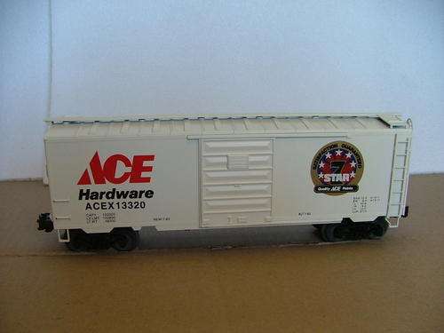 Weaver Scale Model, Boxcar O Gauge Lionel Compatible . Boxed