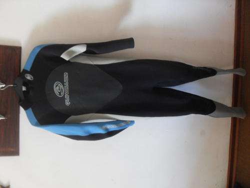 Quiksilver GS320 wetsuit (large)