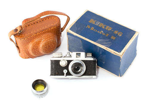 collectors item miniature camera kiku leica shaped vintage