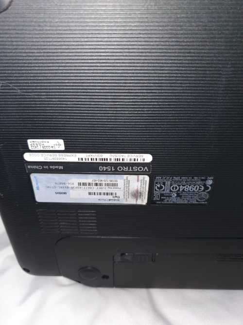 Dell Vostro 1540 (Core i3, 500 GB HDD, 4 GB RAM)