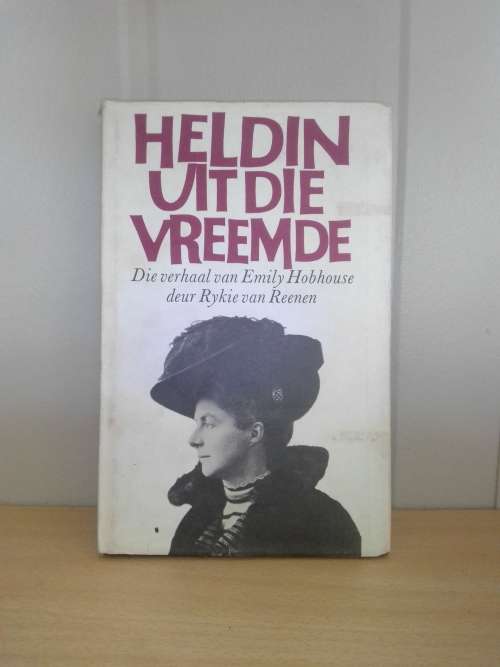 Heldin Uit Die Vreemde