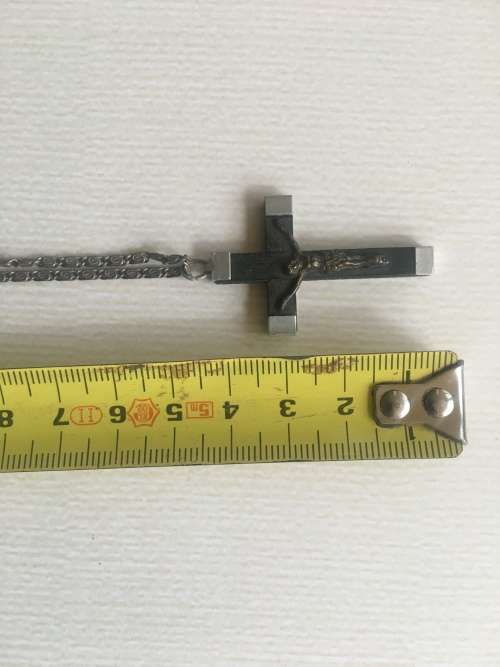 VINTAGE CRUCIFIX (LOURDES) ON OLD EUROPEAN SILVER (835) CHAIN.QUALITY NECKLACE.  EXCELLENT CONDITION