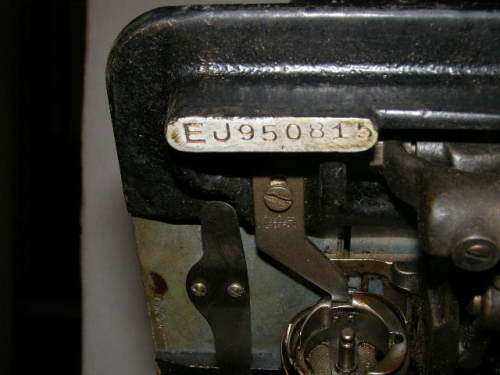 Rare Find! Vintage Singer 306K Sewing Machine