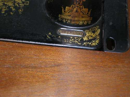 Rare Find! Vintage Singer 127K Sewing Machine 1934