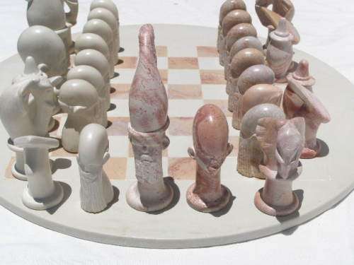 WOW! STUNNING CARVED STONE TRADITIONAL STYLE AFRICAN CHESS SET