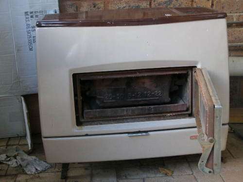 WOW! VINTAGE UNIVA ARTHUR MARTIN ANTHRACITE HEATER!! JUST MAKE AN OFFER AND LET'S TALK!!
