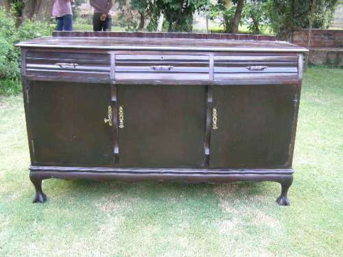 WOW! VINTAGE IMBUIA SIDEBOARD