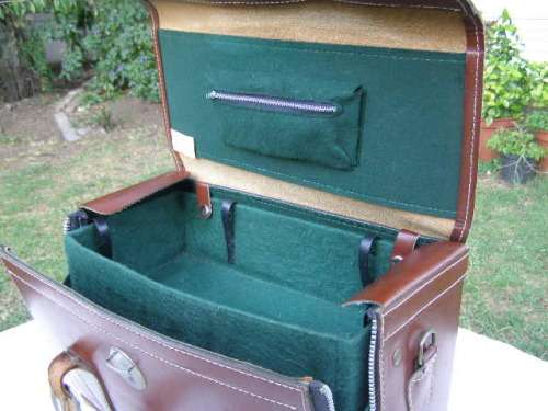 WOW! STUNNING VINTAGE LEATHER CAMERA CASE A PERFECT GIFT! JUST MAKE AN OFFER AND LET'S TALK