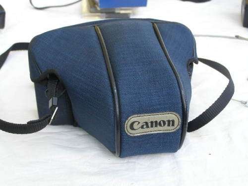 WOW! STUNNING VINTAGE CANON T50 35MM CAMERA! JUST MAKE AN OFFER!!