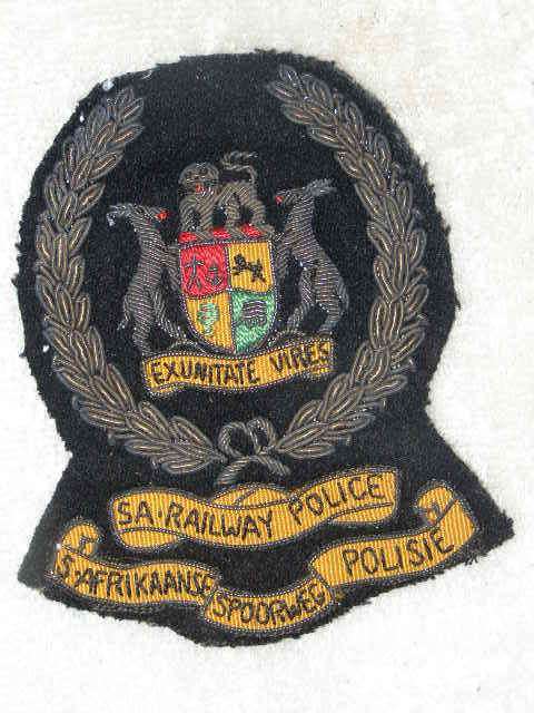 WOW!! VERY RARE STUNNING SOUTH AFRICAN RAILWAYS (SAR) BADGE