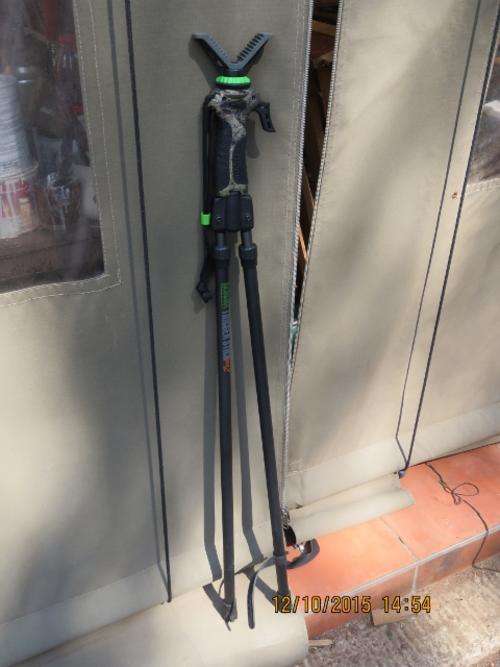 Hunting rifle rest