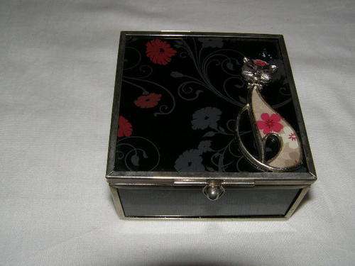 Pretty Trinket Box