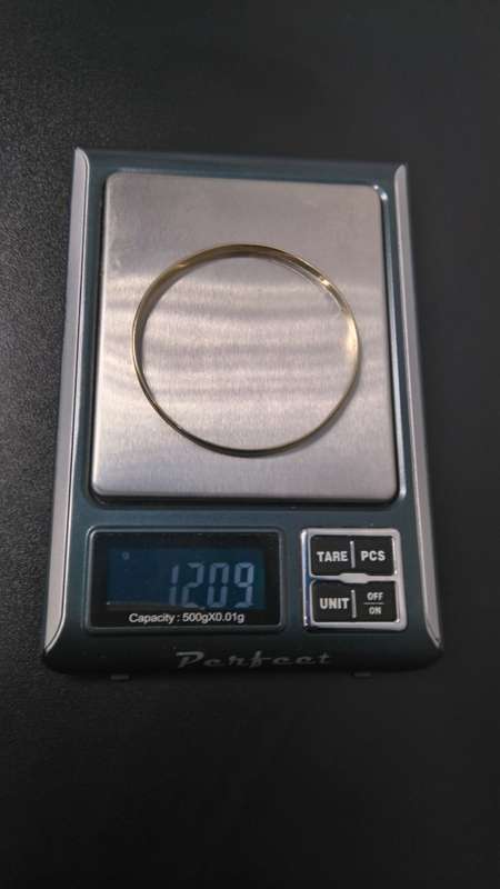 9ct Gold Bangle '12.1gr'