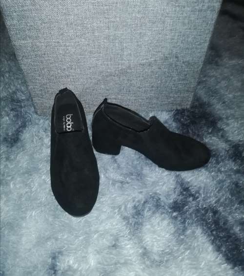 Shoes - Comfort Low Block Heel Shoes