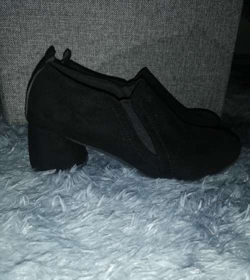 Shoes - Comfort Low Block Heel Shoes