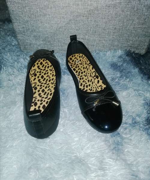 Shoes - Black Pumps Flats