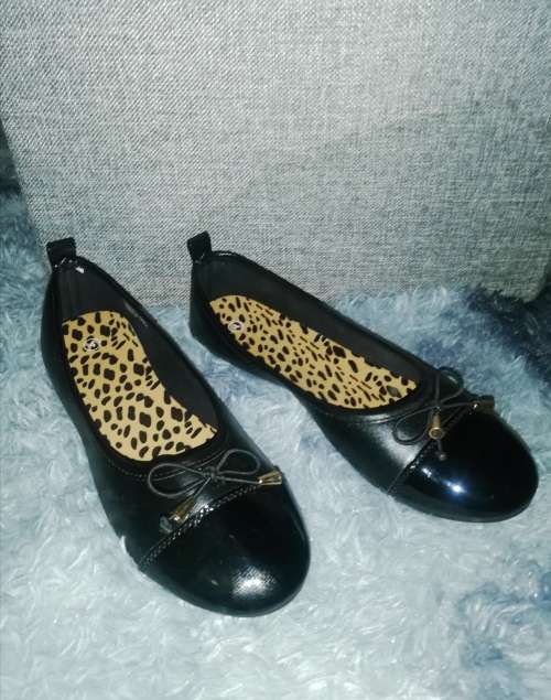 Shoes - Black Pumps Flats