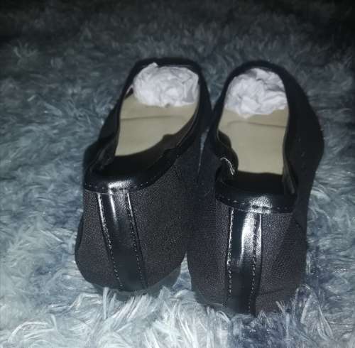 Shoes - Black Pumps