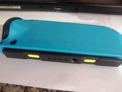 Nintendo Switch + FIFA 20 (read description)