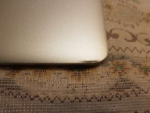 APPLE MacBook Air 13-inch | Core i5 1.7GHz | 4GB RAM | 256GB SSD FLASH