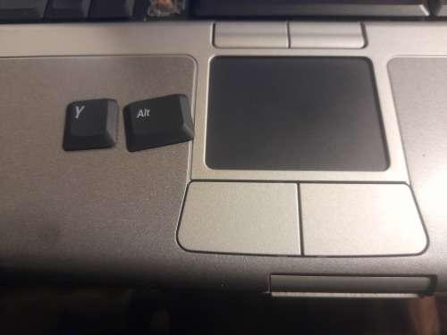 DELL LATITUDE D810 PP15L  Intel Pentium M 2.26GHz | 40GB HDD | 256MB RAM | PLEASE READ DESCRIPTION!