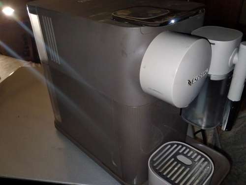 NESPRESSO LATTISSIMA ONE COFFEE MACHINE | MATTE CHOCOLATE