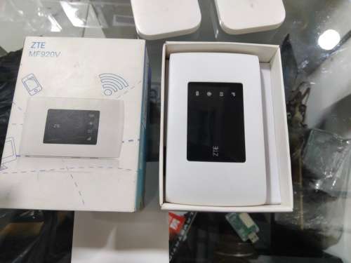 ZTE MF920V 4G/LTE MOBILE WIFI | OPEN TO ALL NETWORKS