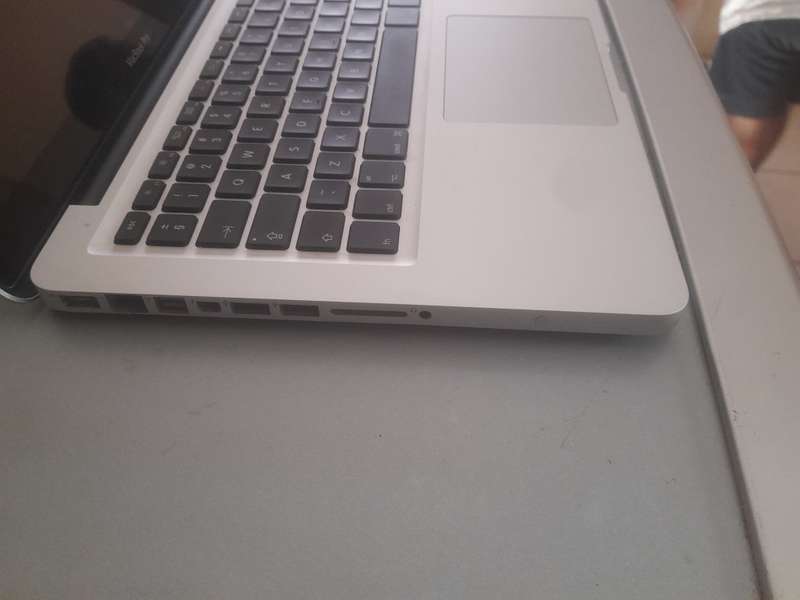 APPLE MACBOOK PRO 13` 2012 | INTEL I5 3317 | 1TB HDD | 8GB RAM