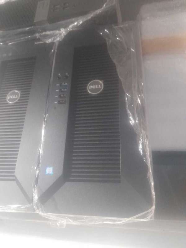 DELL POWEREDGE T30 | INTEL XEON E3-1225v5 | 32 GB DDR3 RAM | 1 TB HDD