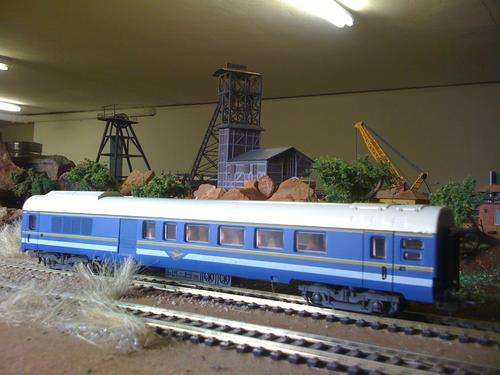HO SAR BLUE TRAIN COACH