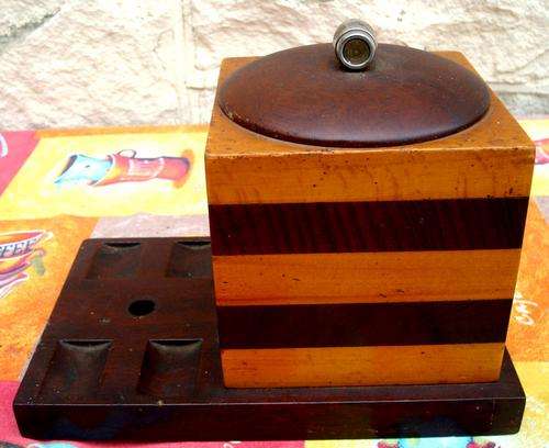 Vintage wooden tabaco box