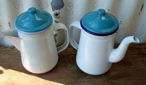 Set of vintage coffie & teapots
