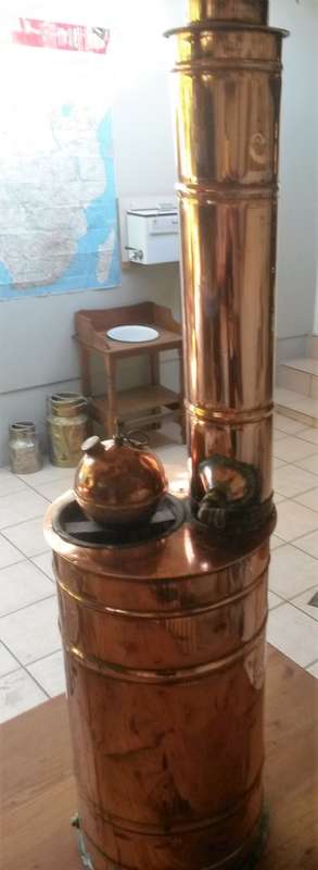 Vintage Copper-Paraffin Geyser - Rare and Functional condition