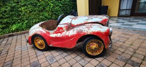 tin car vintage