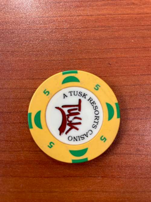 Casino chip - R5 Tusk resort