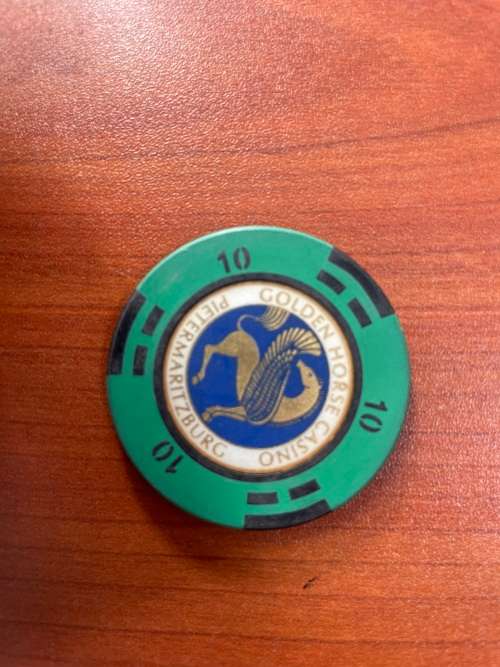 Casino chip - R10 Golden horse casino
