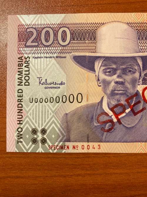 Namibia / P-10bs / 200 Namibia Dollars / ND (1996)  * magnificent: deep rich print bargain