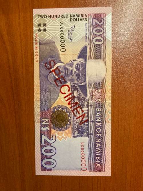 Namibia / P-10bs / 200 Namibia Dollars / ND (1996)  * magnificent: deep rich print bargain
