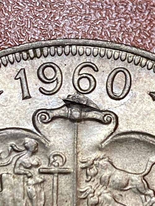 1960 * 5 shilling crown *Error coin * better than the photo