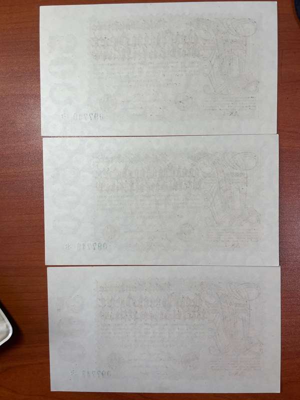 Germany post world  war 2 - 1923 3 consecutive notes 500 million  mark