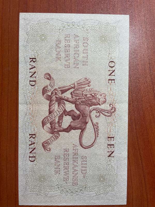 Rissik R1 first issue 1962* scarce to find  central fold : crisp