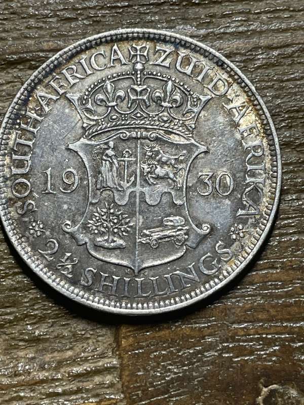 1930 *** 2 1/2 shilling ***  Amazing condition *** all crowns are visible