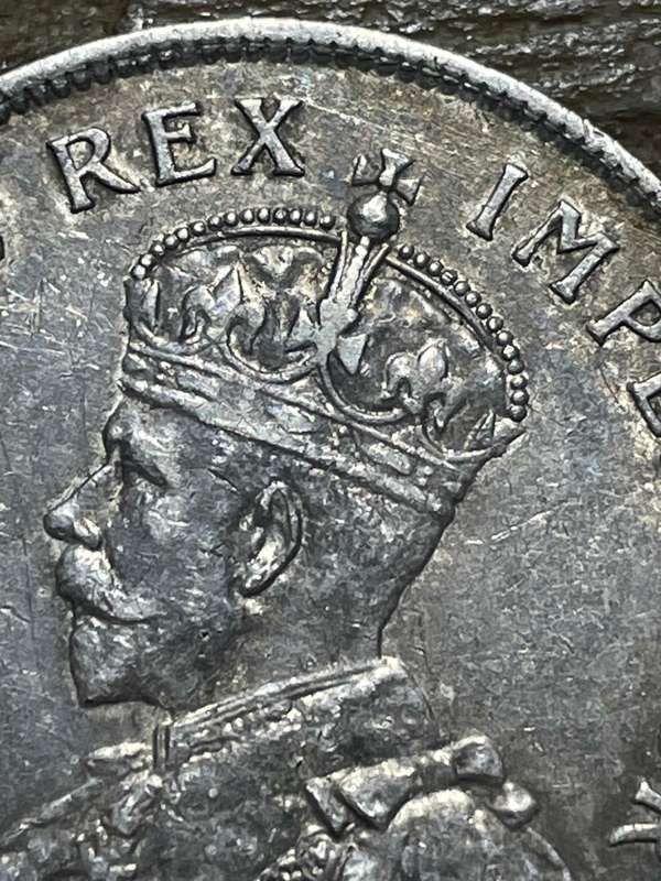 1930 *** 2 1/2 shilling ***  Amazing condition *** all crowns are visible