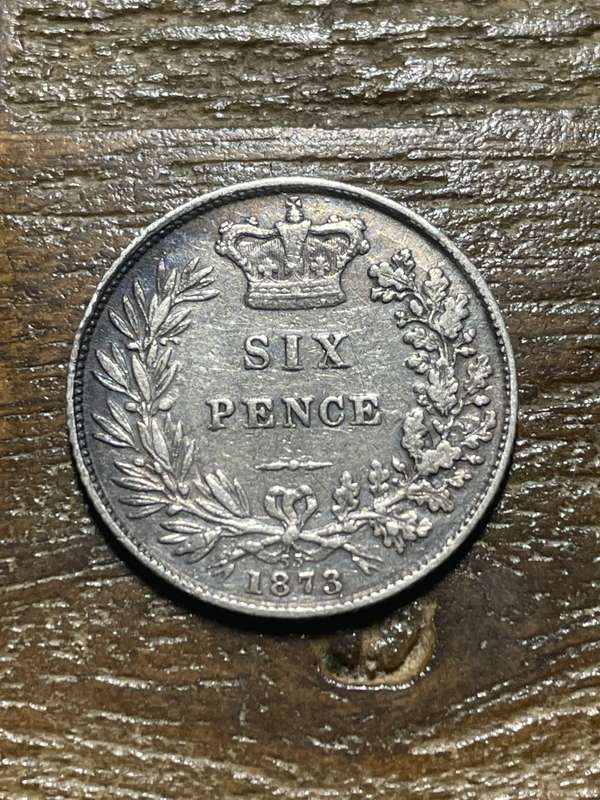 1873 Queen Victoria 6 pence silver *** coin definitely superior to the picture ** 150 year old coin