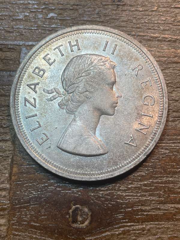 1957 * 5. Shilling * should grade an au